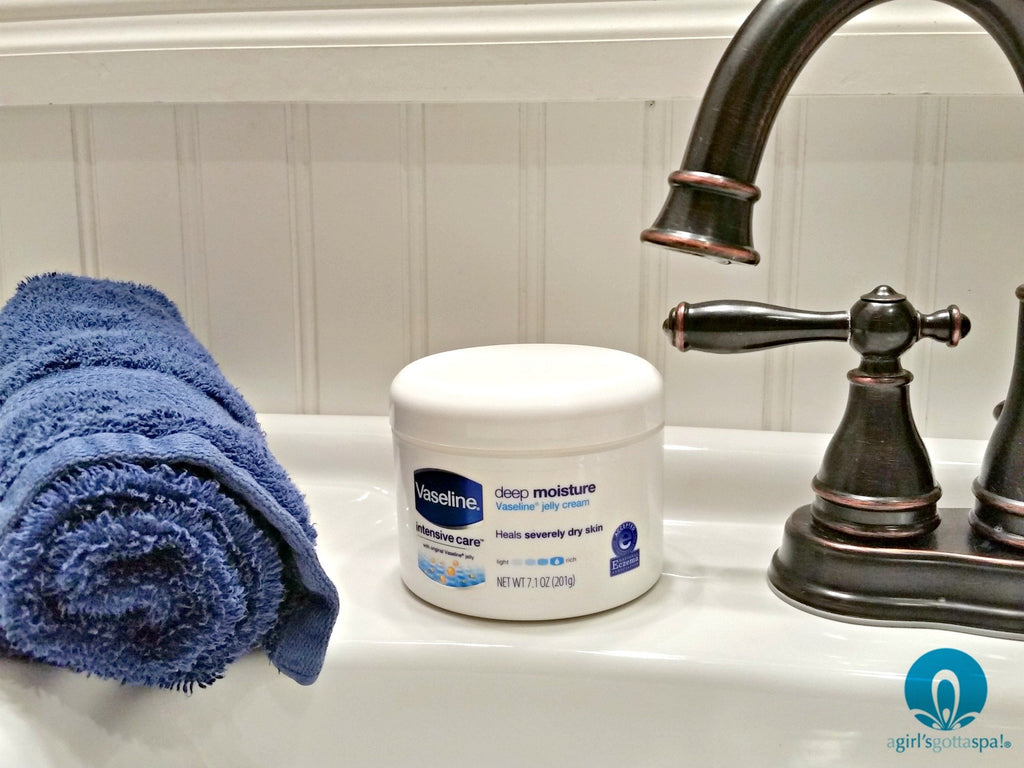 Say Goodbye to Dry Skin This Winter with #Vaseline® Intensive Care